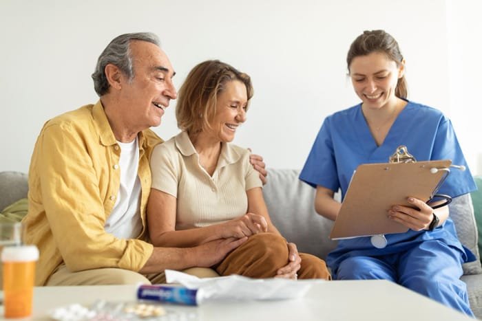 Enfermeras a domicilio para adultos mayores